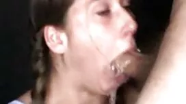 Hai cặp đôi nhóm con ...