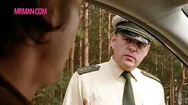 Hãy để cho con nuốt  ...