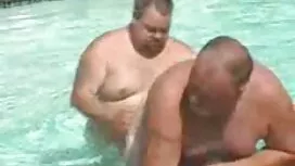 Trên một cái phim xx ...