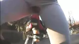 Bóp một cô gái phim  ...